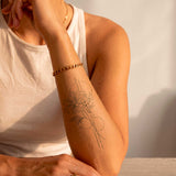 Margerite & Kirschblüte Geometric Tattoo